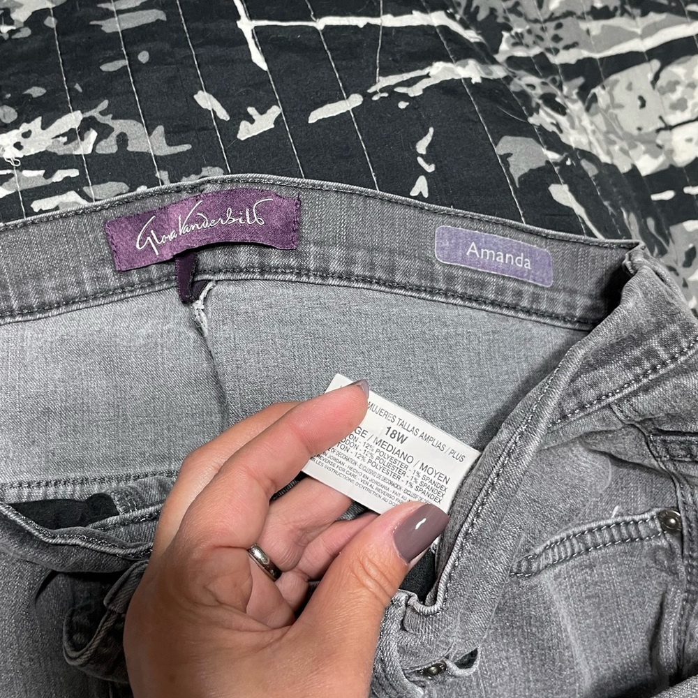 GUC Gloria Vanderbilt Amanda gray jeans 18W